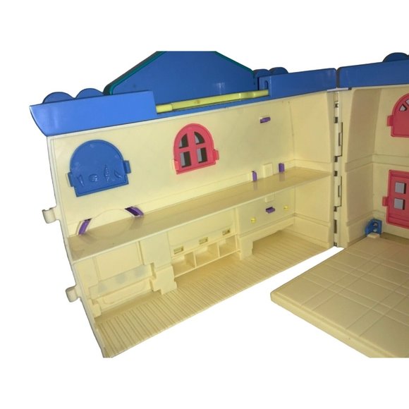 School Dollhouse  MY KINDERGARTEN Plastic Building Vintage 90's Toy - Picture 8 of 9